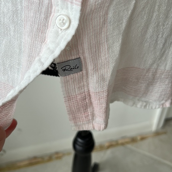 Rails button down - Picture 3 of 6